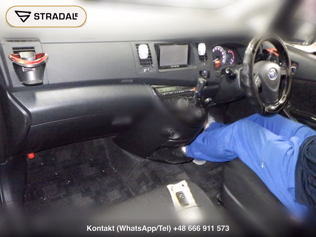 TOYOTA ISIS PLATANA V SELECTION, miniaturka 4