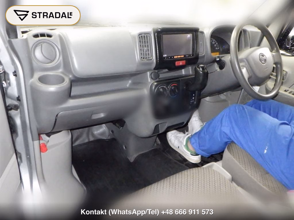 NISSAN NV100CLIPPER VAN 4WD DX GL PACKAGE, miniaturka 4