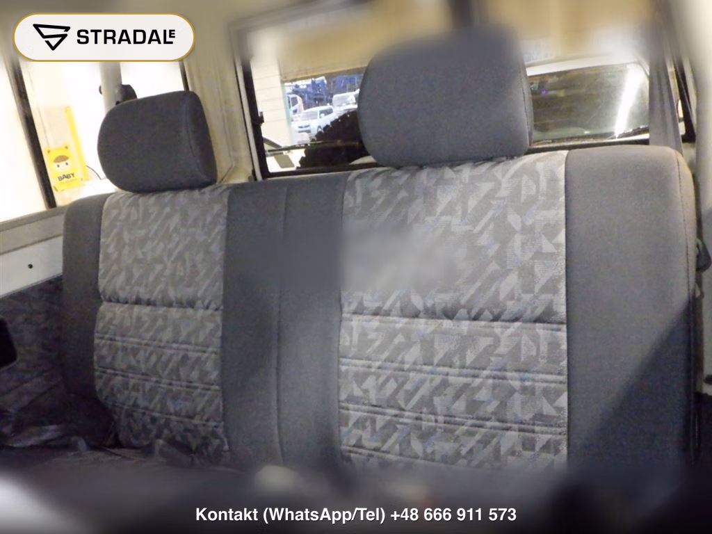 TOYOTA LAND CRUISER 70 3D 4WD ZX, miniaturka 7
