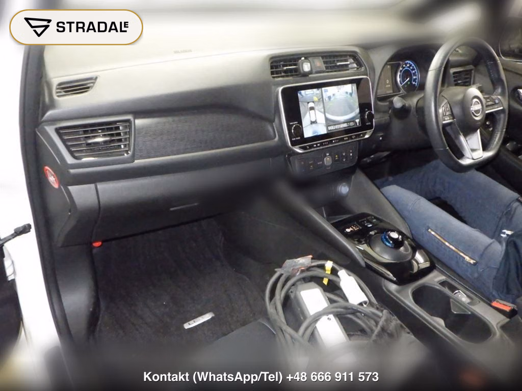 NISSAN LEAF X V SELECTION, miniaturka 4