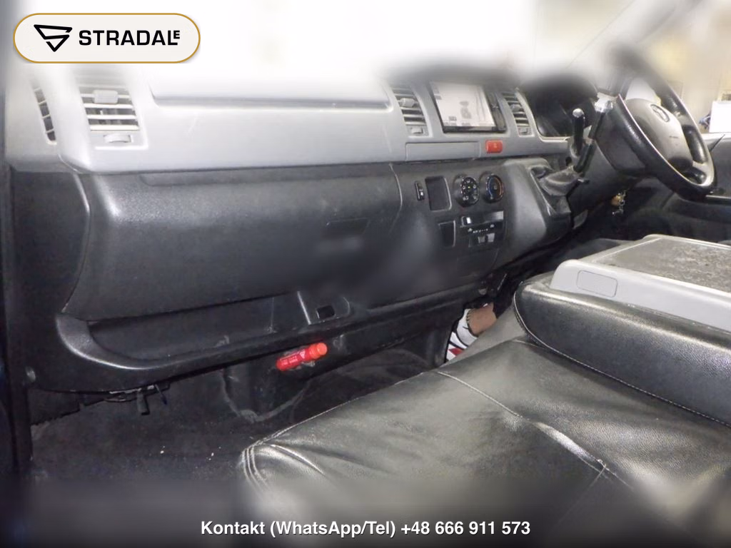 TOYOTA HIACE VAN 5D 4WD DX, miniaturka 4