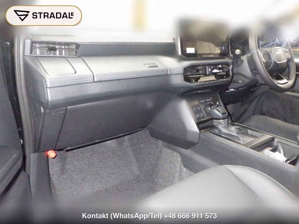 TOYOTA HILUX 4D 4WD Z, miniaturka 4