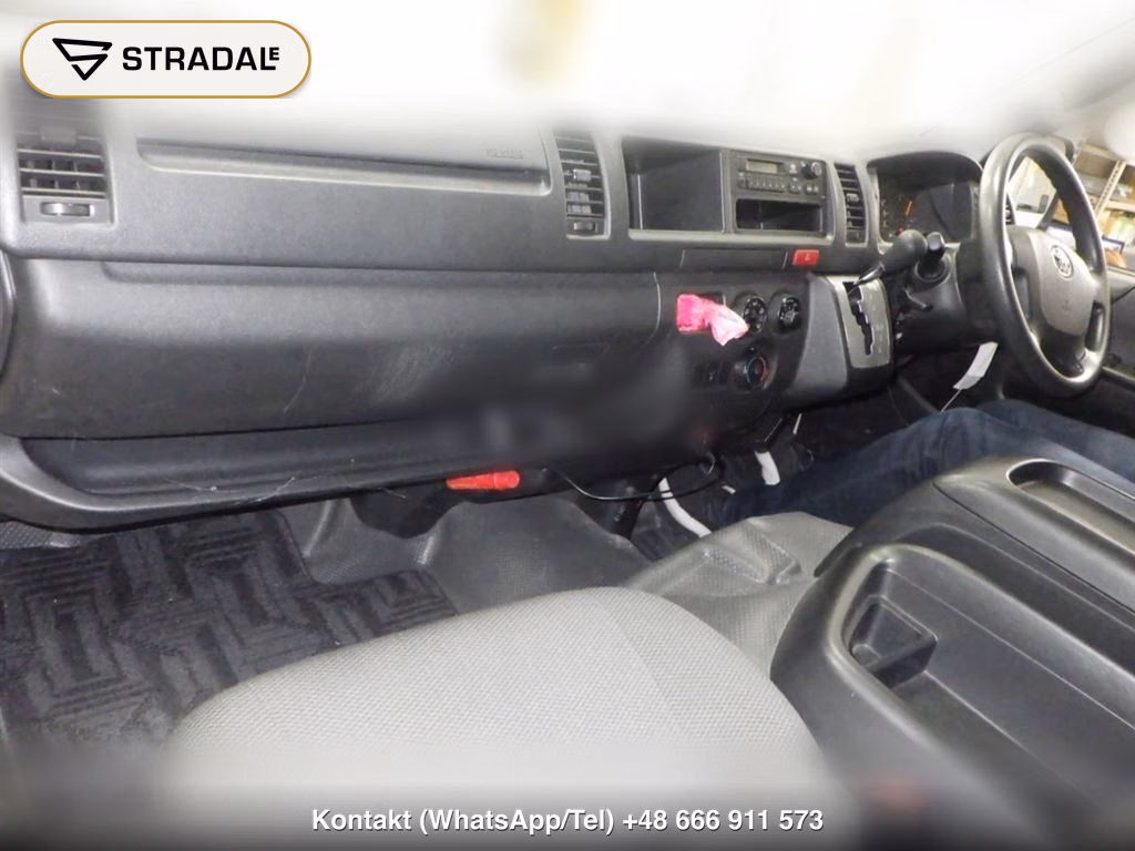 TOYOTA HIACE WAGON 4D 4WD DX, miniaturka 4