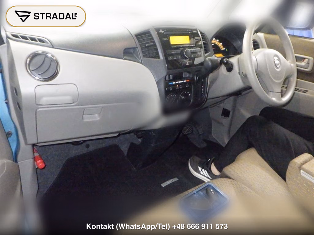 NISSAN ROOX E, miniaturka 4