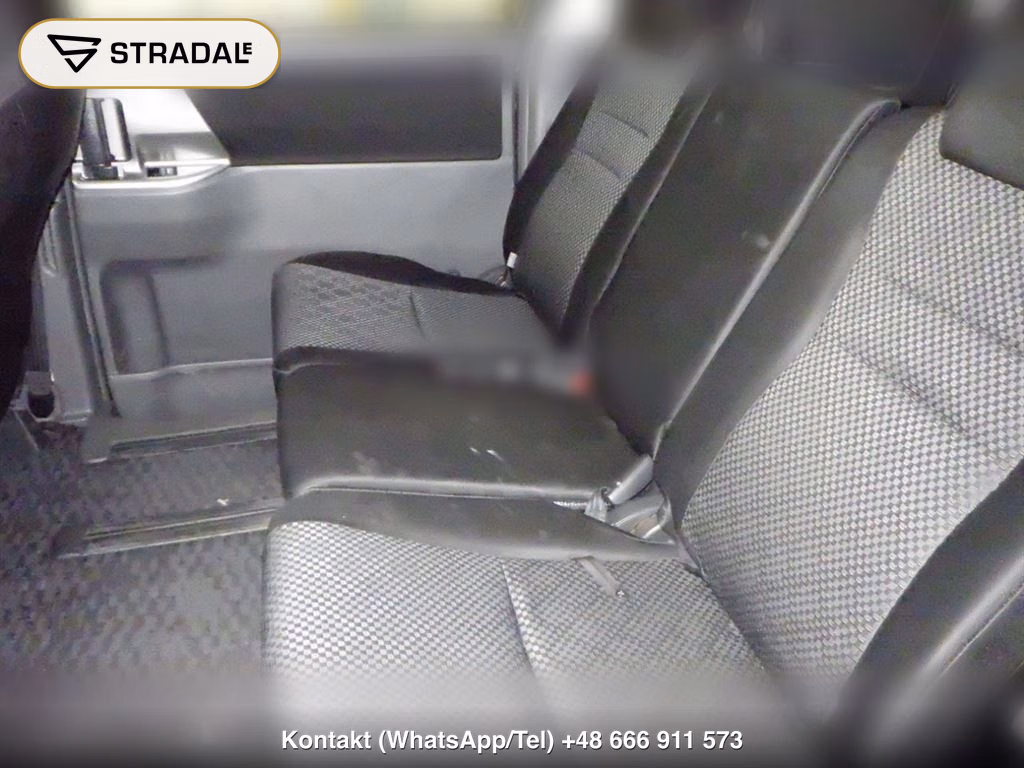 TOYOTA NOAH 4WD SI, miniaturka 7