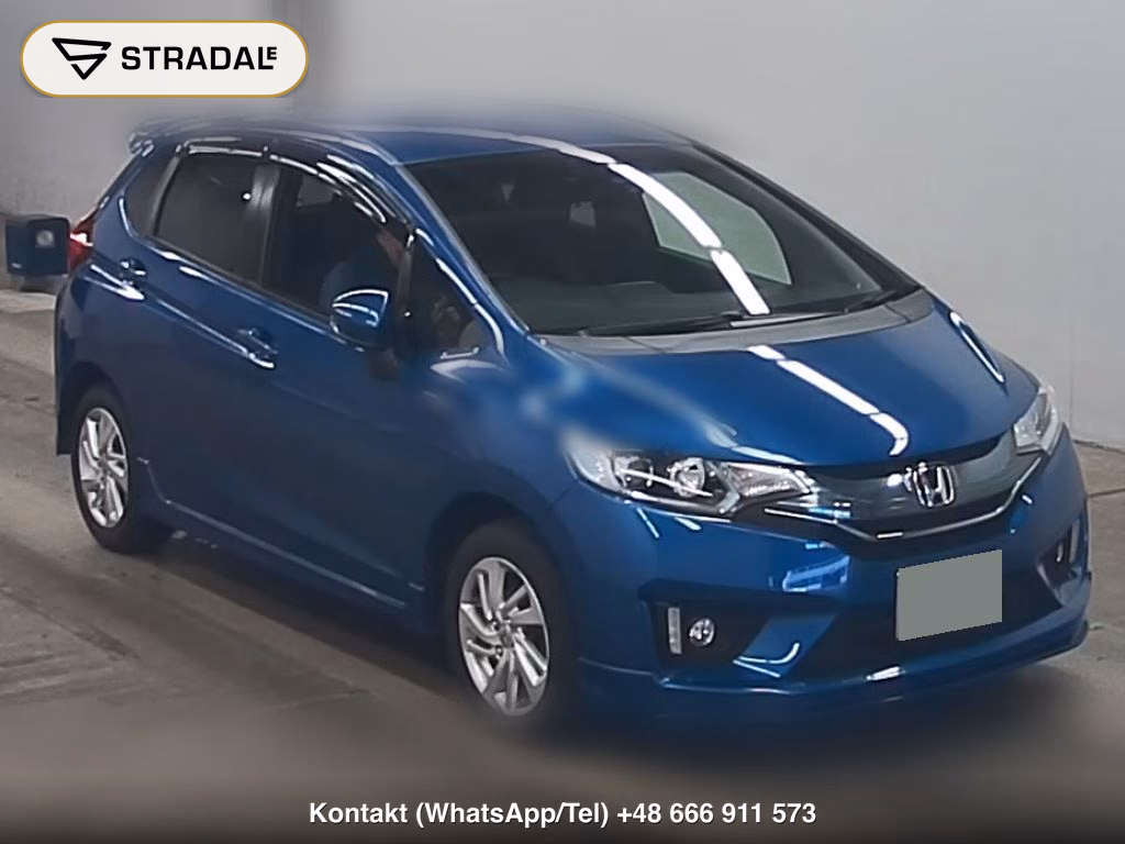 HONDA FIT HYBRID 4WD S PACKAGE 2015, aukcja z Japonii, zdjęcie 1