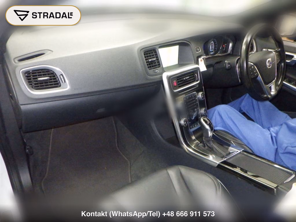 VOLVO V60 D4 R-DESIGN, miniaturka 4