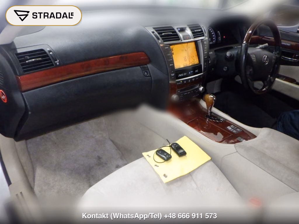 LEXUS LS 4WD LS600H, miniaturka 4