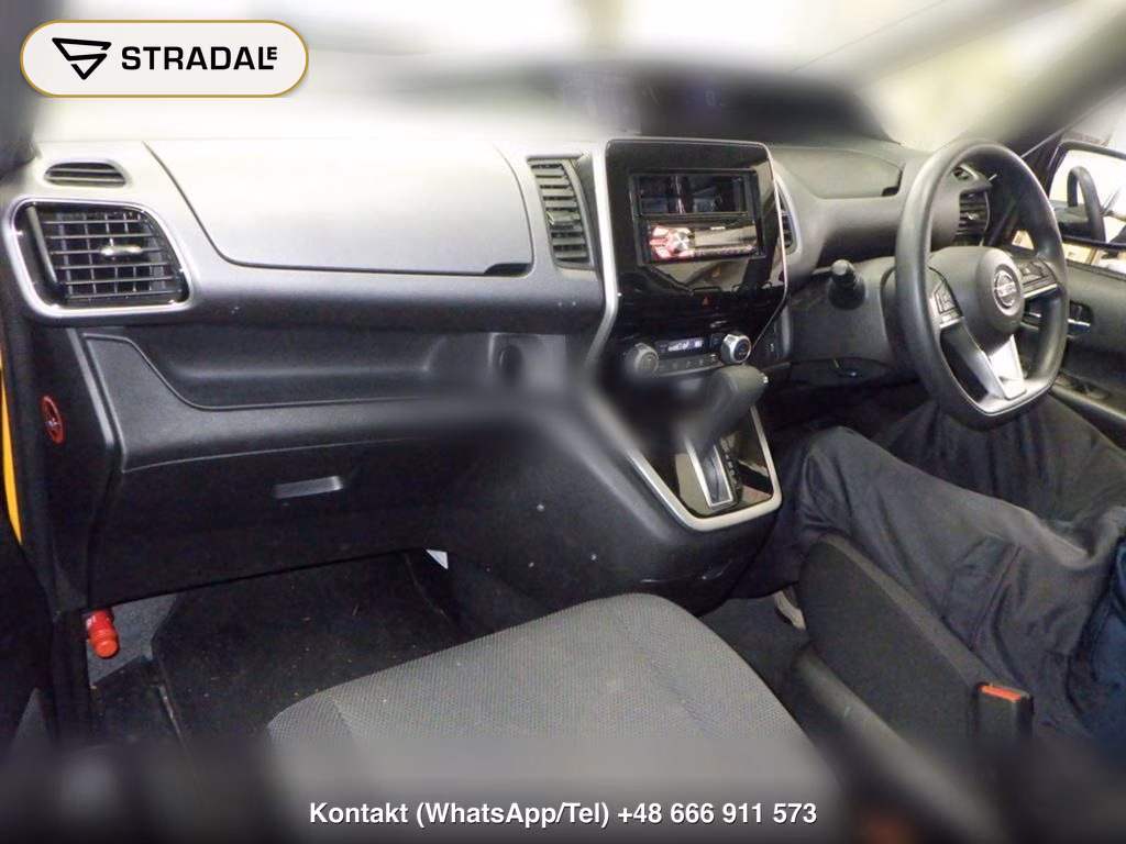 NISSAN SERENA 5D 4WD B, miniaturka 4