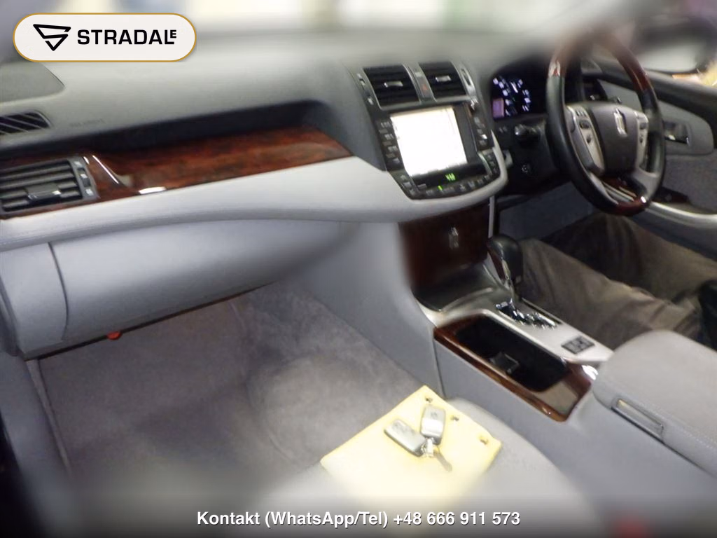 TOYOTA CROWN 4D 4WD ROYAL SALOON I-FOUR, miniaturka 4