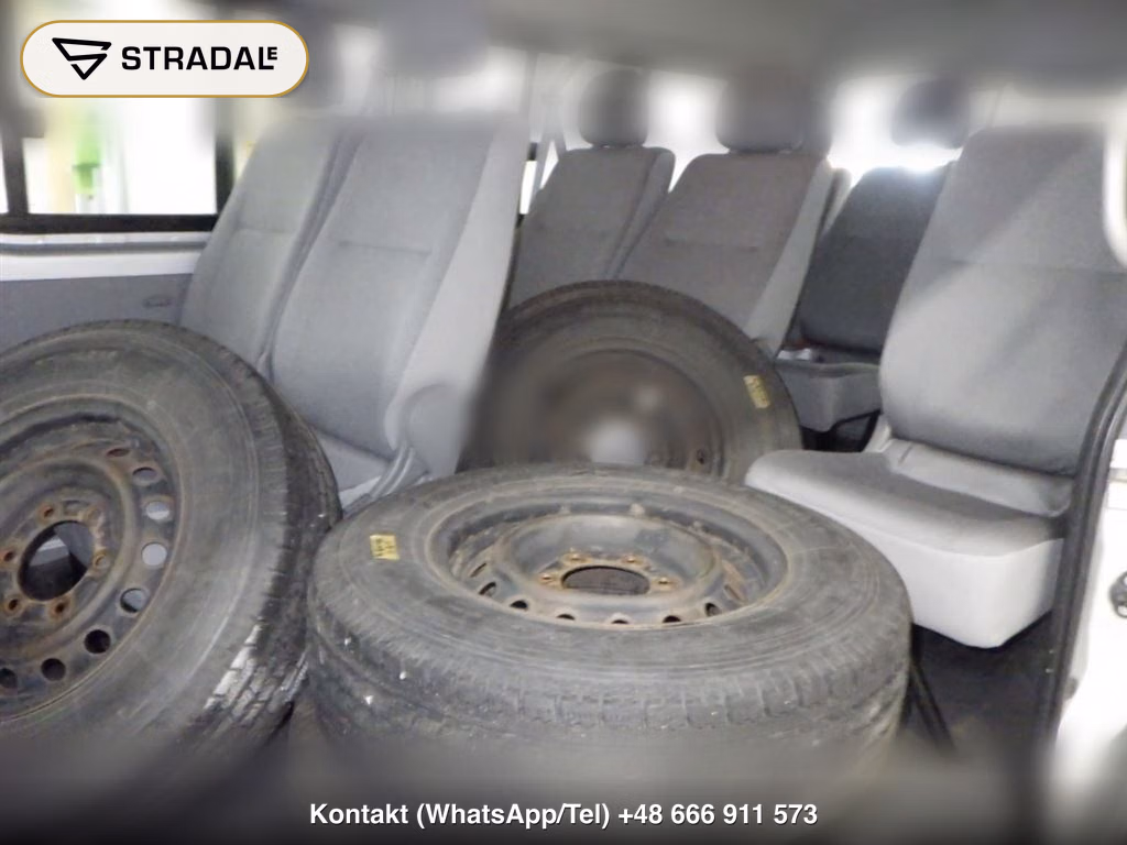 TOYOTA HIACE WAGON 4D 4WD DX, miniaturka 7