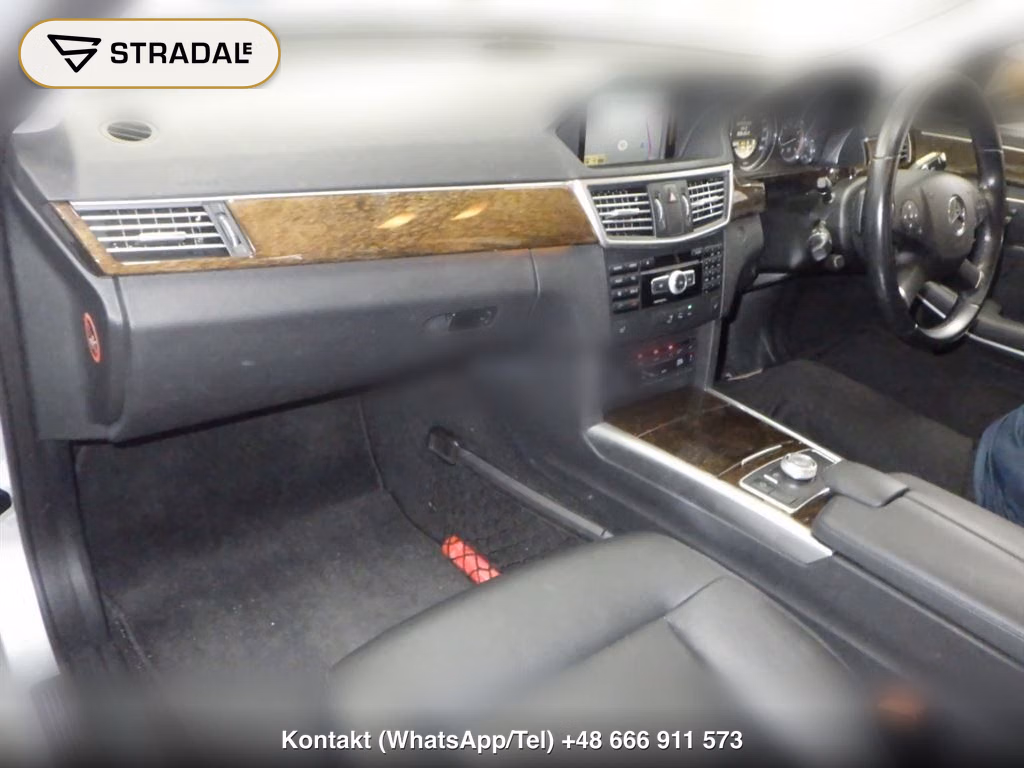 MERCEDES BENZ E-CLASS 4D E250 BLUEEFFICIENCY, miniaturka 4
