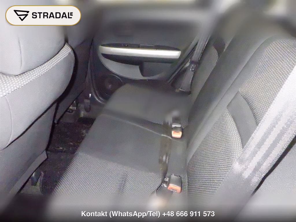 TOYOTA IST, miniaturka 7