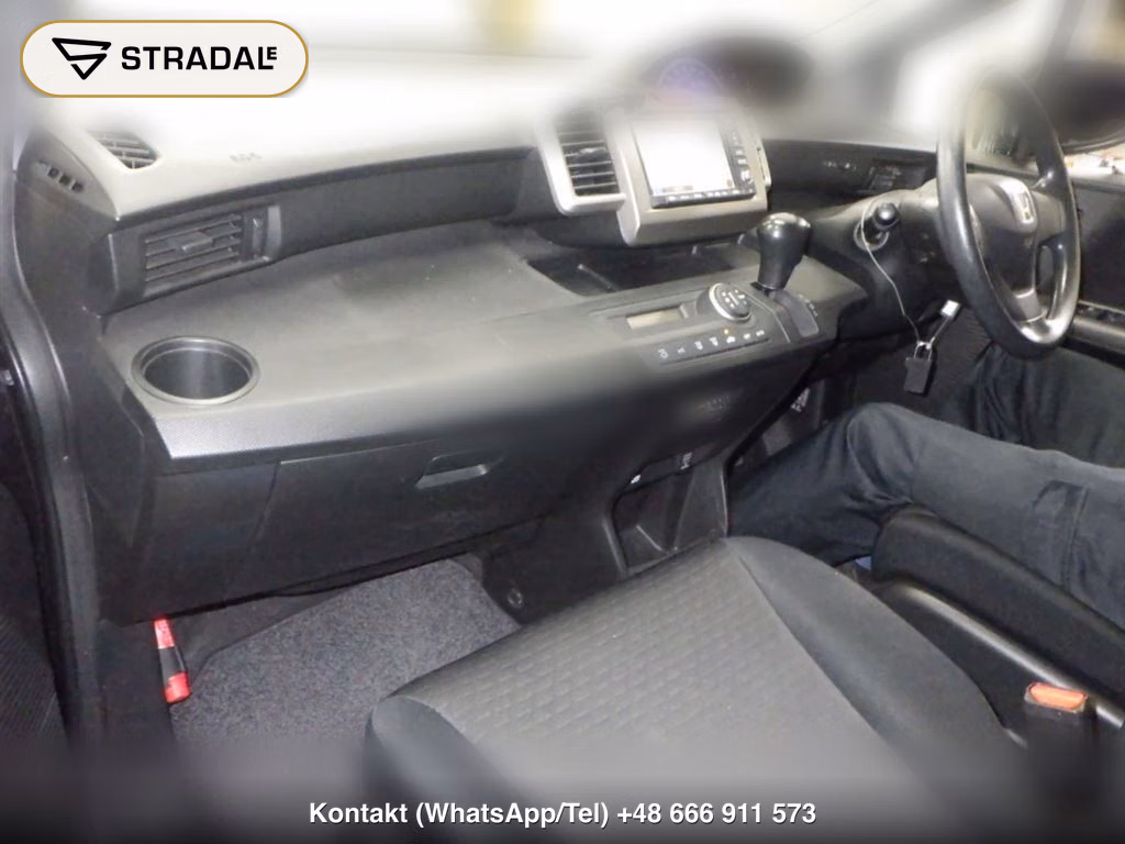 HONDA FREED SPIKE G, miniaturka 4