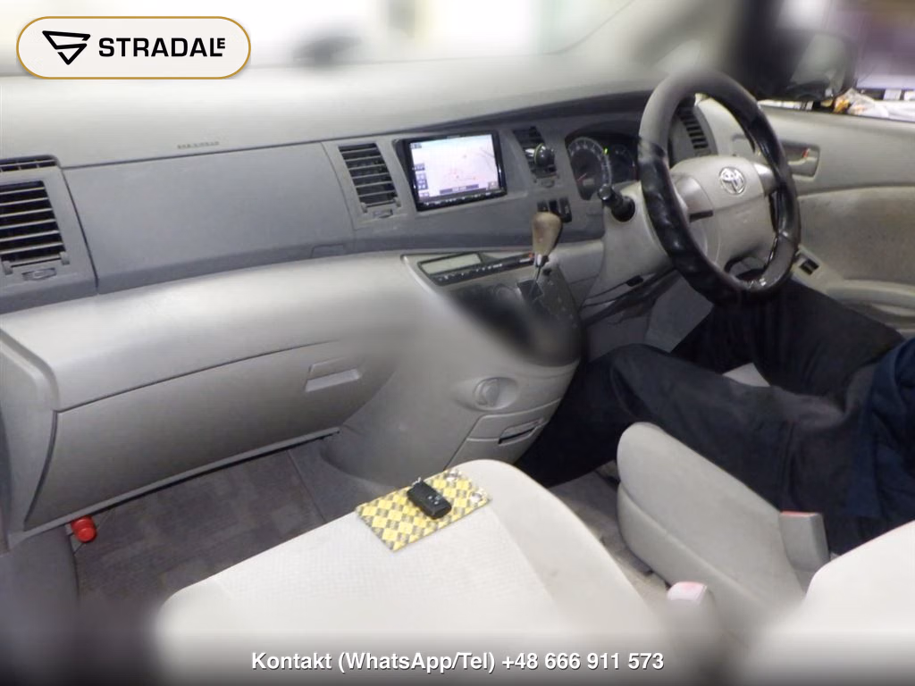 TOYOTA ISIS 4WD L, miniaturka 4