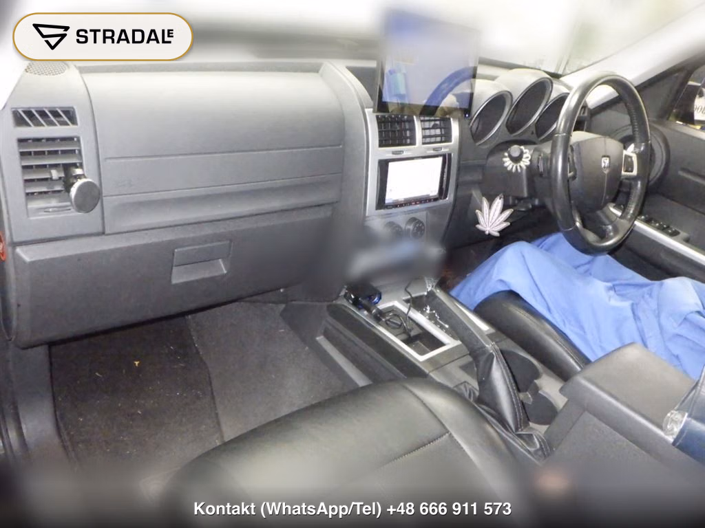 DODGE NITRO 4WD SXT, miniaturka 4