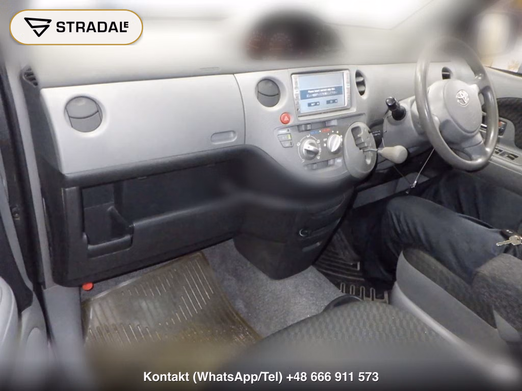 TOYOTA SIENTA X LIMITED, miniaturka 4