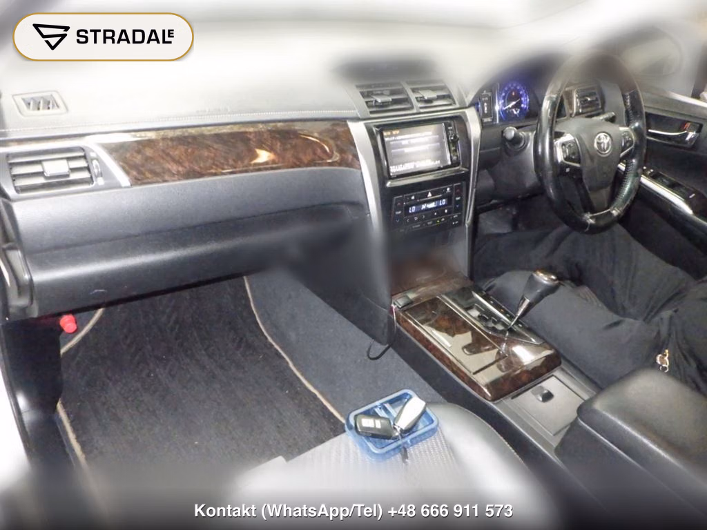 TOYOTA CAMRY 4D HYBRID G PACKAGE PREMIUM BLACK, miniaturka 4