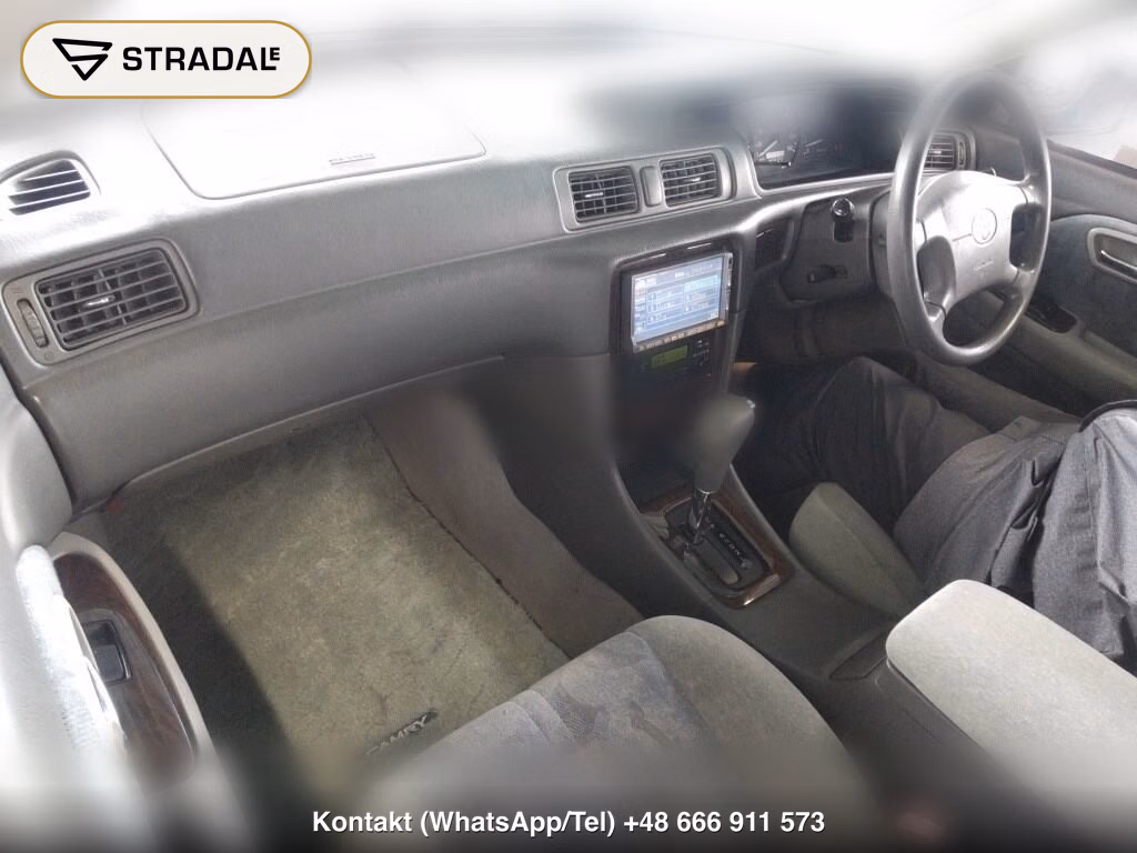 TOYOTA CAMRY 4D, miniaturka 4