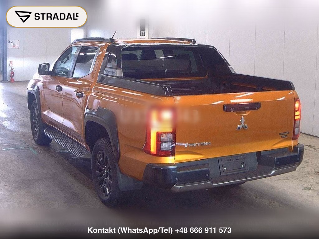 MITSUBISHI TRITON 4WD GSR, miniaturka 3