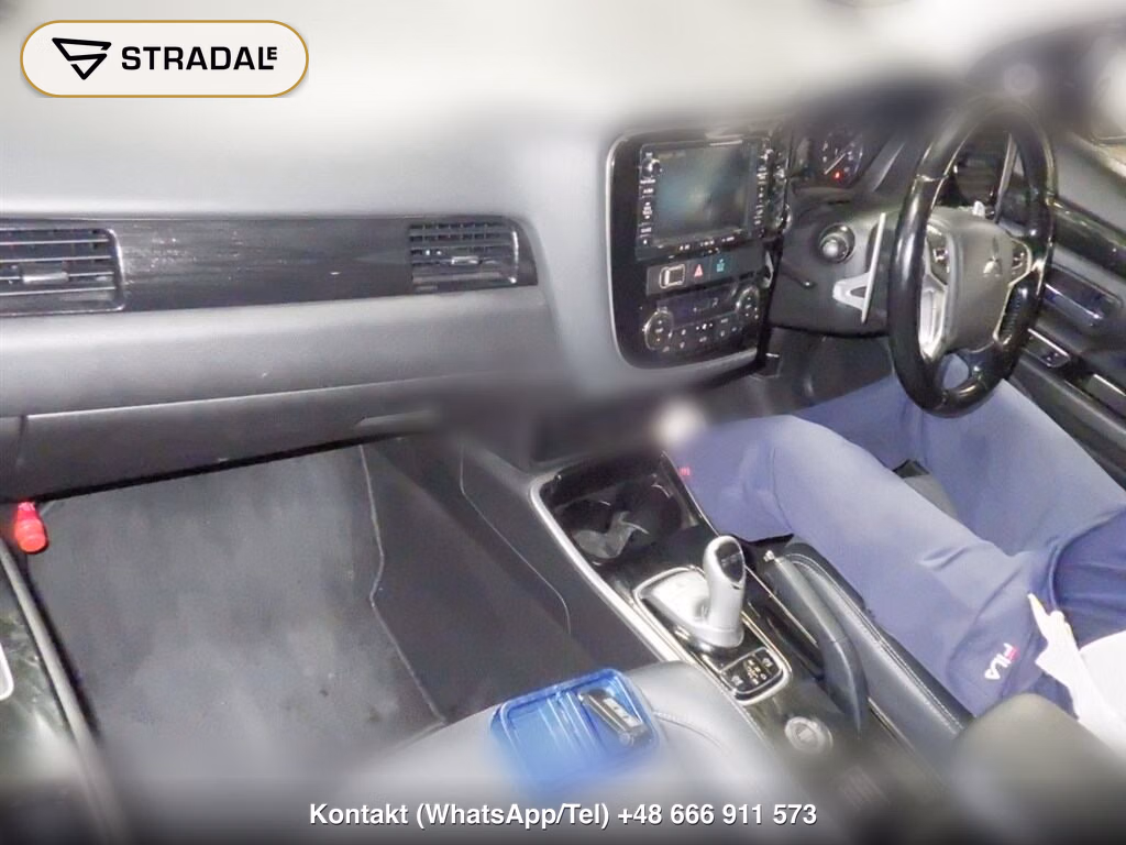 MITSUBISHI OUTLANDER PHEV 4WD G NAVI PACKAGE, miniaturka 4