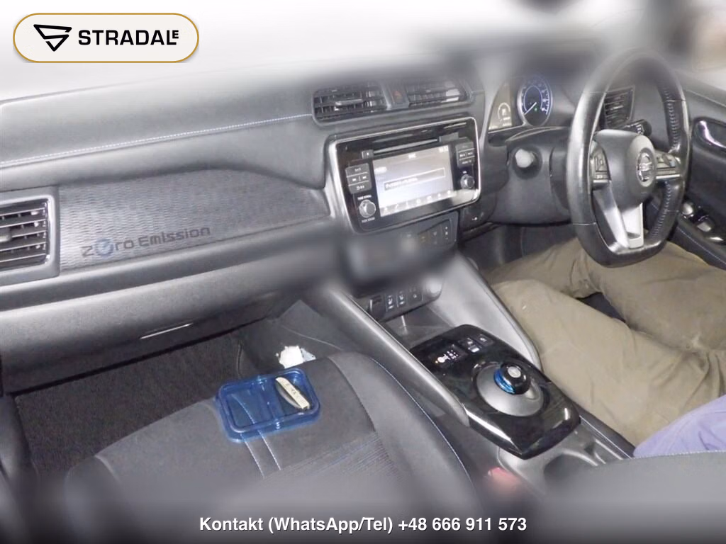 NISSAN LEAF G, miniaturka 4