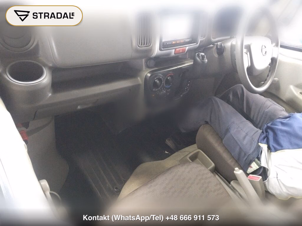 NISSAN NV100CLIPPER VAN DX, miniaturka 4