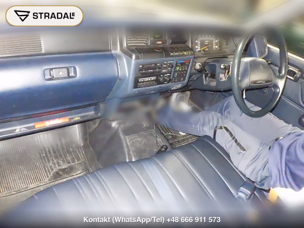 TOYOTA CROWN VAN DX, miniaturka 4