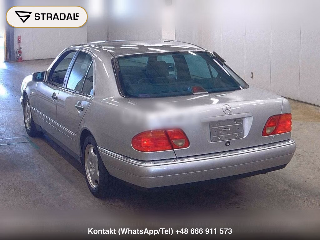 MERCEDES BENZ E-CLASS 4D E320 AVANTGARDE, miniaturka 3