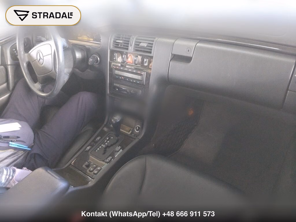 MERCEDES BENZ E-CLASS 4D E320 AVANTGARDE, miniaturka 4