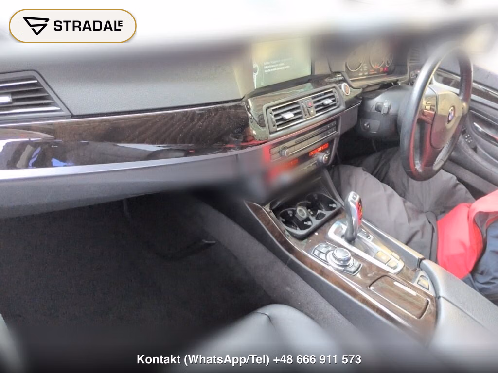 BMW 5 SERIES 4D 523I, miniaturka 4