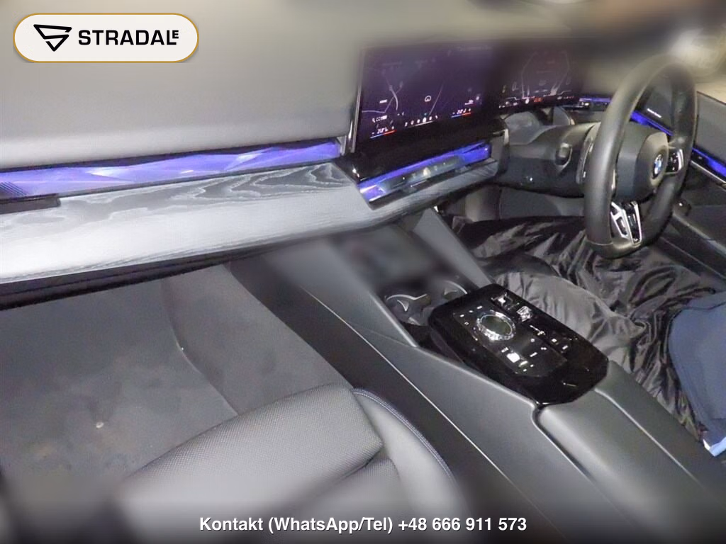 BMW 5 SERIES 4D 523I THE FIRST EDITION, miniaturka 4