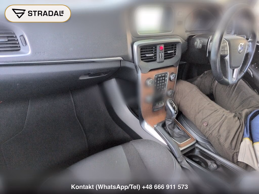 VOLVO V40 D4 SE, miniaturka 4