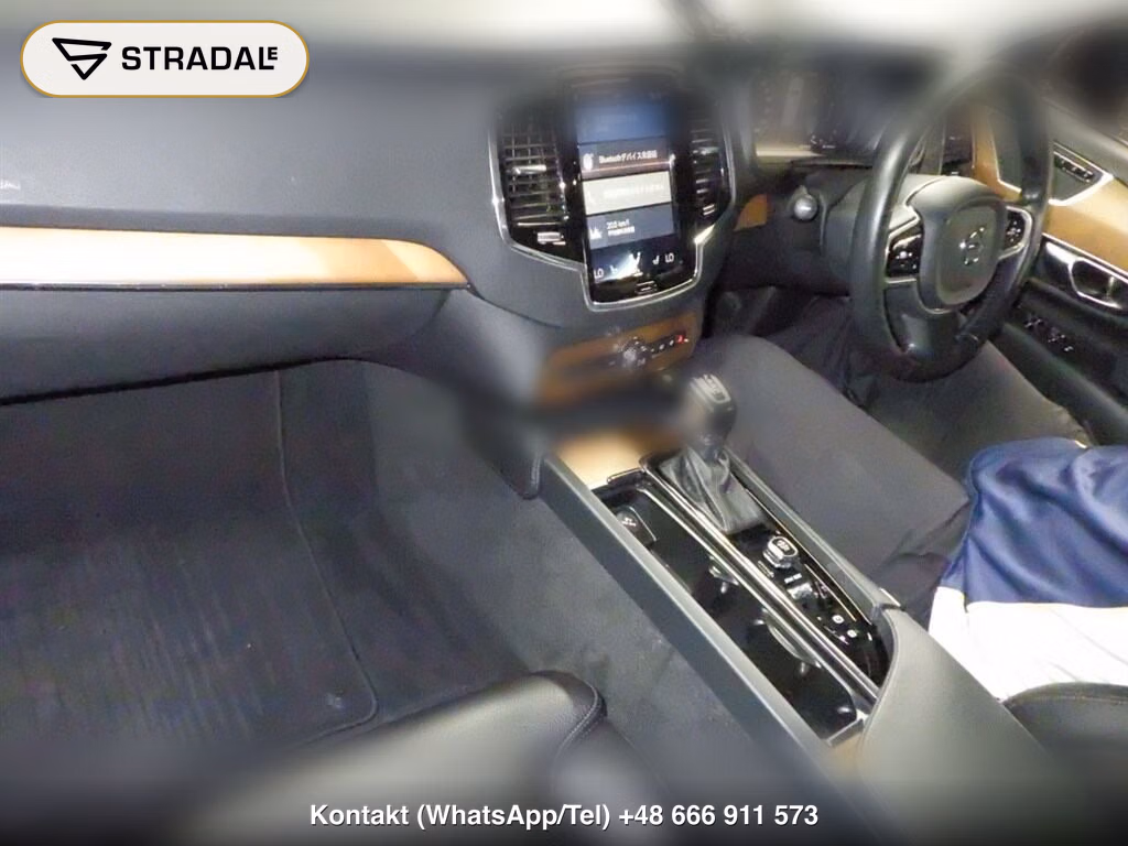 VOLVO XC90 4WD T5 AWD MOMENTUM, miniaturka 4