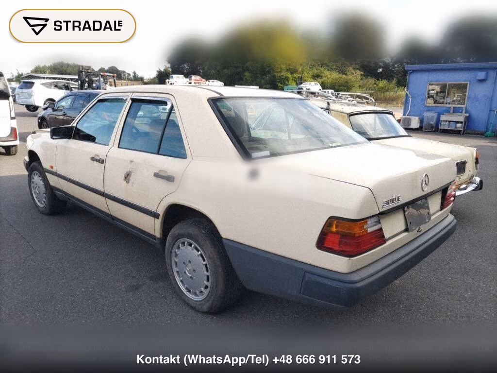 MERCEDES BENZ MEDIUM CLASS 4D, miniaturka 3