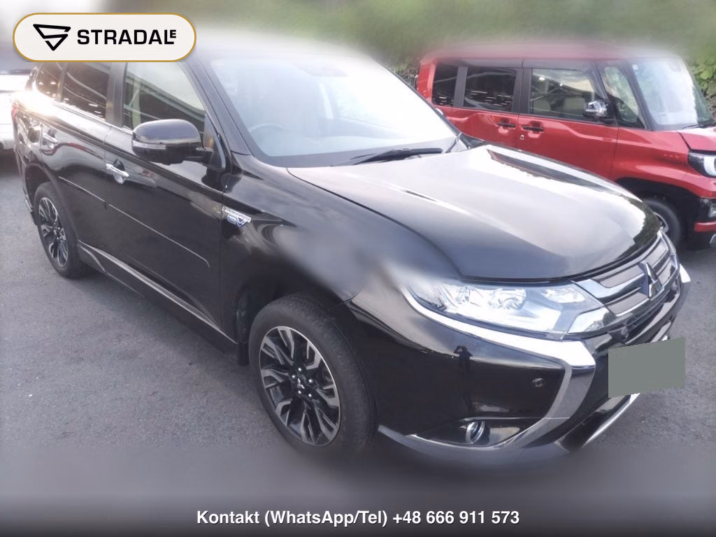 MITSUBISHI OUTLANDER PHEV 4WD G NAVI PACKAGE 2015, aukcja z Japonii, zdjęcie 1