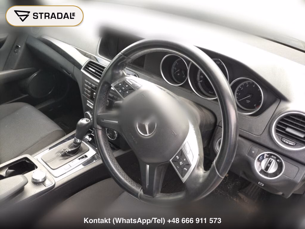 MERCEDES BENZ C-CLASS 4D C200 BLUEEFFICIENCY LITE, miniaturka 4
