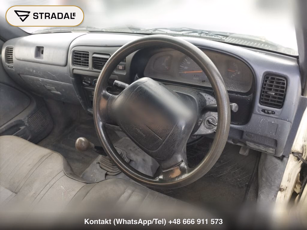 TOYOTA HILUX 2D DX, miniaturka 4