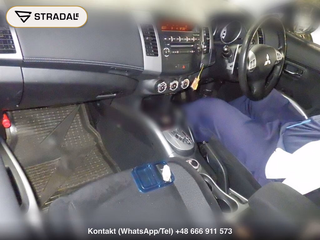 MITSUBISHI OUTLANDER 4WD 24G, miniaturka 4
