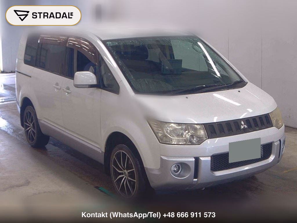 MITSUBISHI DELICA D:5 EXCEED Ⅱ 2009, aukcja z Japonii, zdjęcie 1