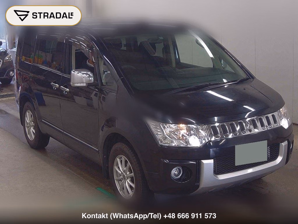 MITSUBISHI DELICA D:5 EXCEED Ⅱ 2009, aukcja z Japonii, zdjęcie 1