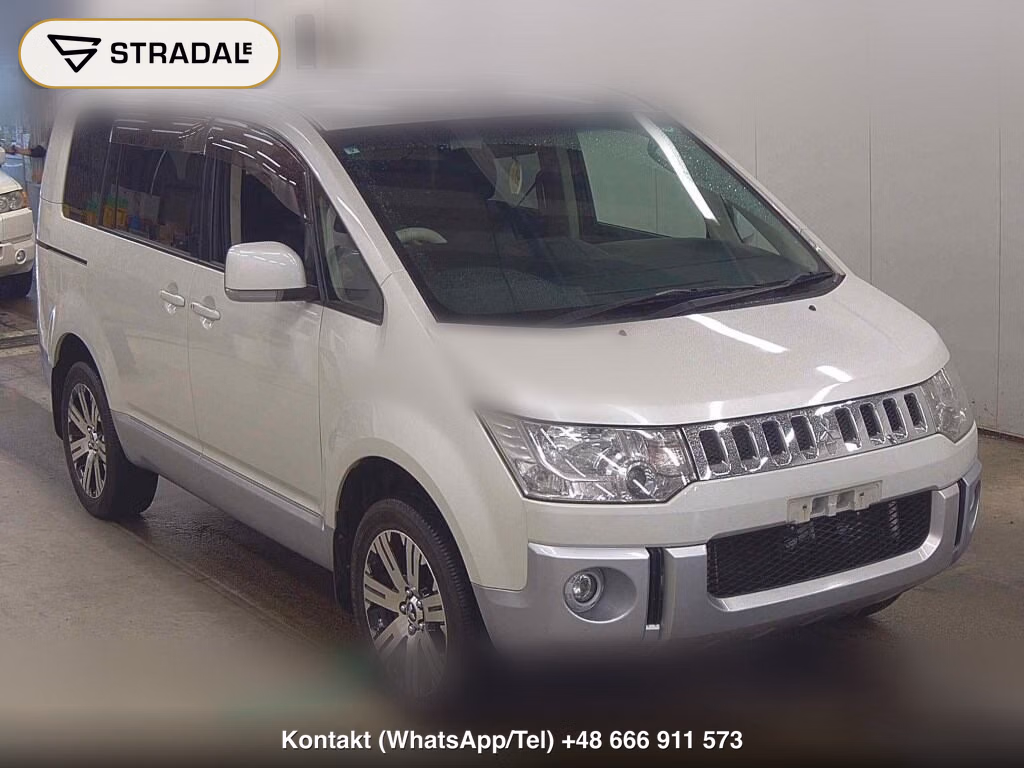 MITSUBISHI DELICA D:5 4WD G POWER PACKAGE 2011, aukcja z Japonii, zdjęcie 1