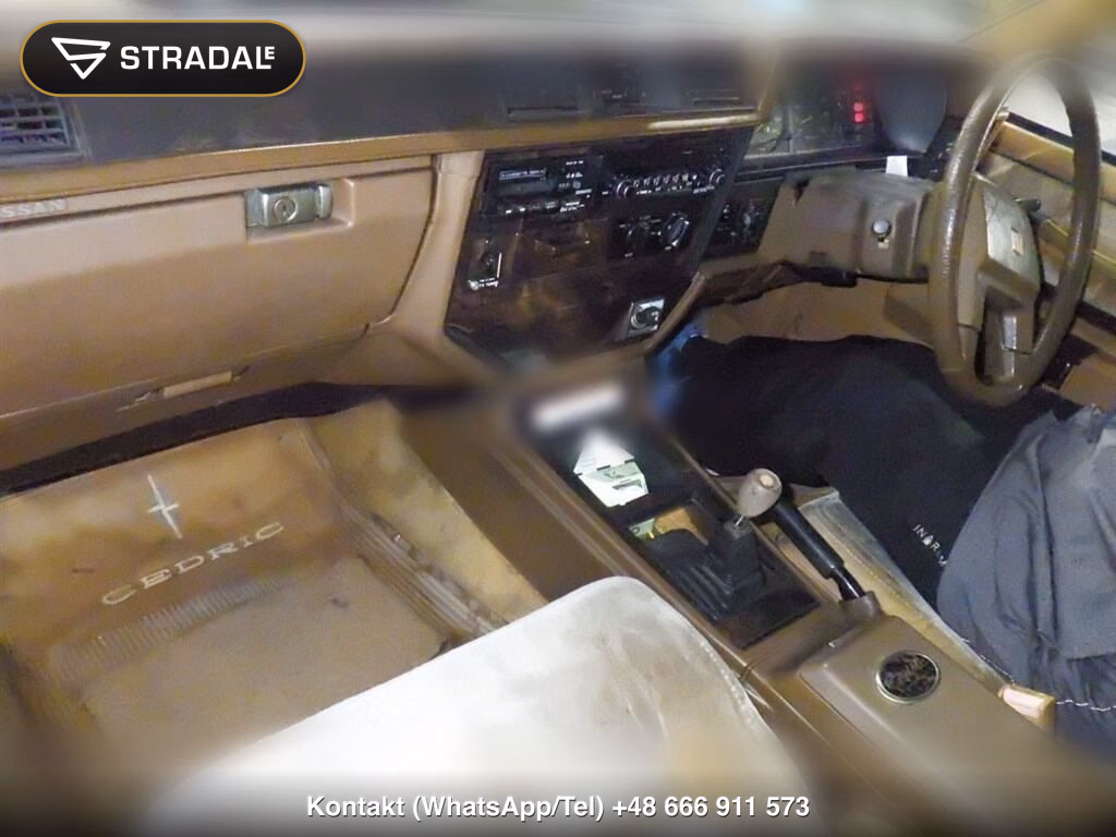 NISSAN CEDRIC 4D BROUGHAM, miniaturka 4