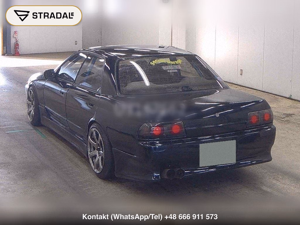 NISSAN SKYLINE 4D, miniaturka 3