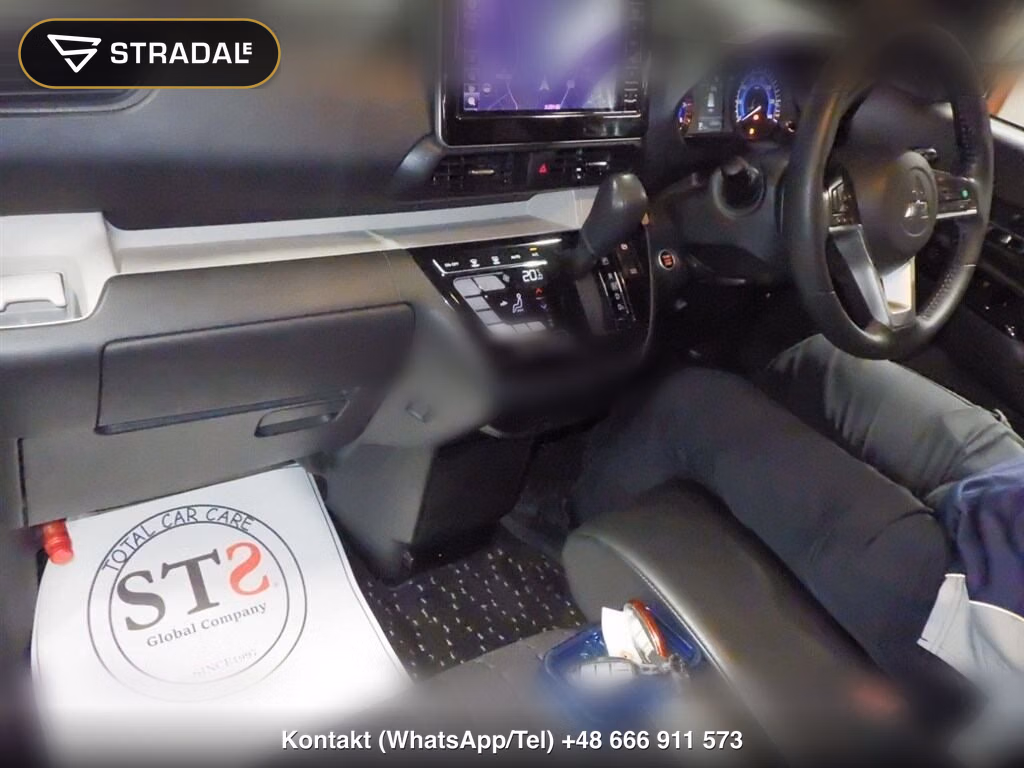 MITSUBISHI DELICA MINI 4WD T PREMIUM, miniaturka 4