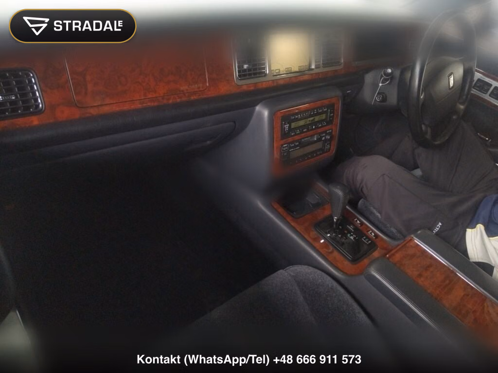 TOYOTA CENTURY 4D STANDARD VERSION, miniaturka 4