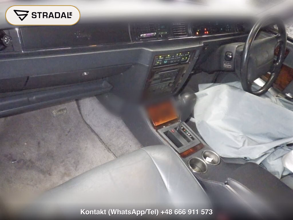 TOYOTA CENTURY 4D L TYPE, miniaturka 4