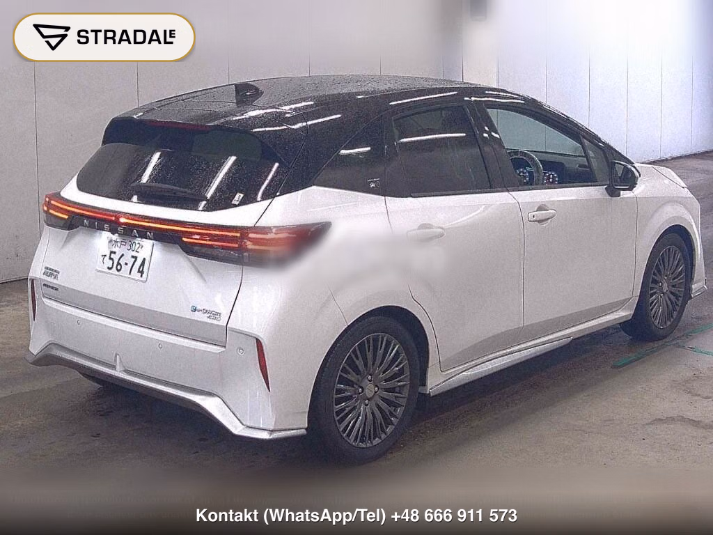 NISSAN AURA 4WD AUTECH FOUR, miniaturka 6