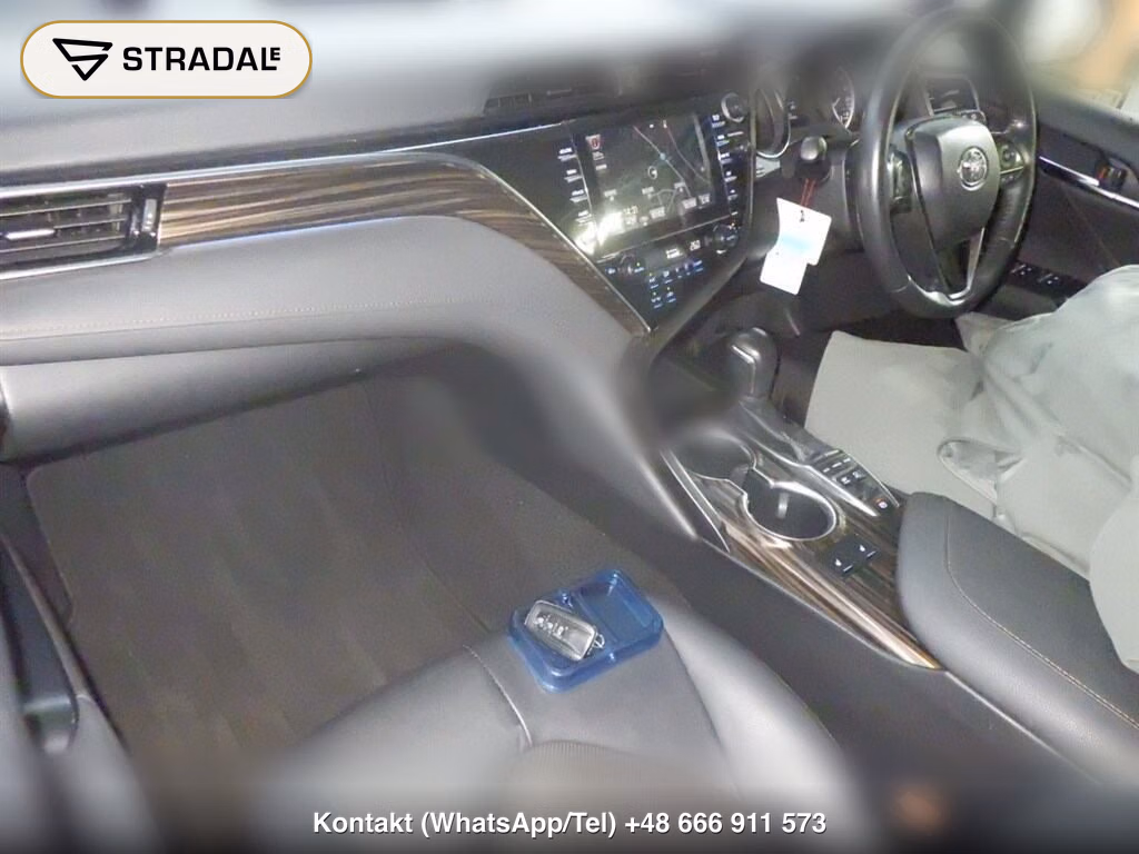 TOYOTA CAMRY 4D G LEATHER PACKAGE, miniaturka 3