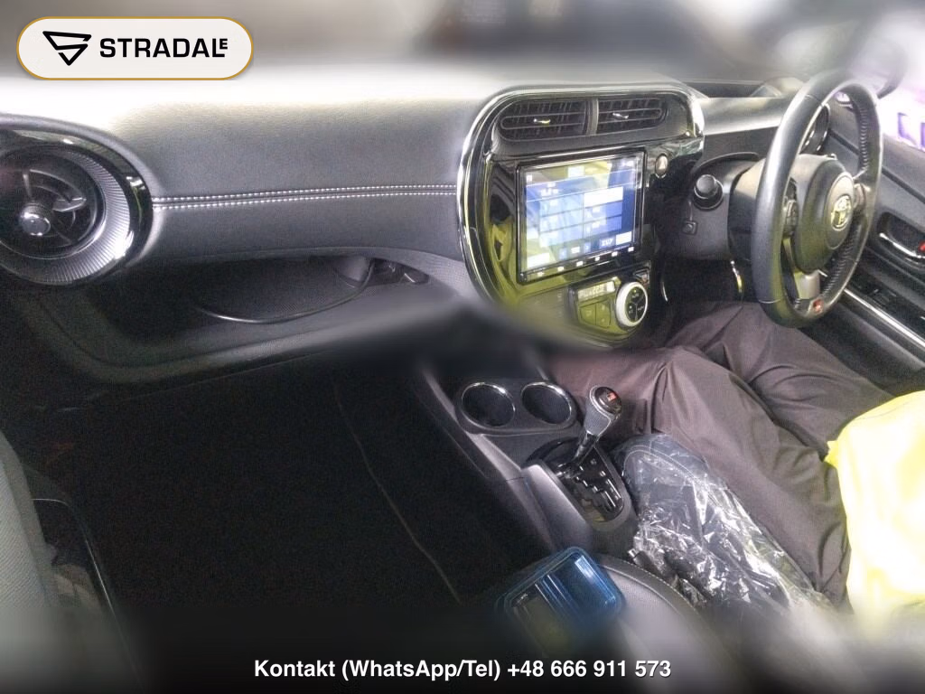 TOYOTA AQUA G GR SPORT 17INCHE PACKAGE, miniaturka 4